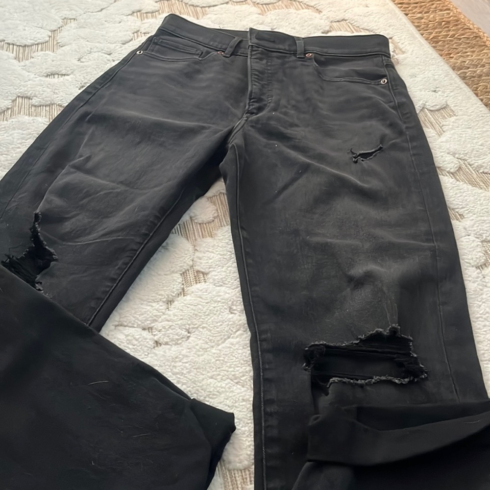 Black boyfriend jeans